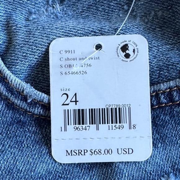 NWT We The Free Ripped Blue Jean Shorts Size 24 - Picture 4 of 9